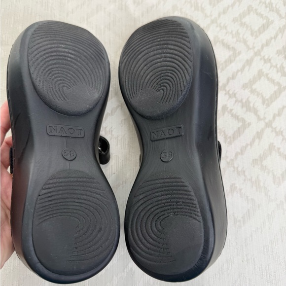 Naot Black Leather Women's Mary Jane Comfort Shoes Size 38/ 7/7.5 US - Picture 8 of 9